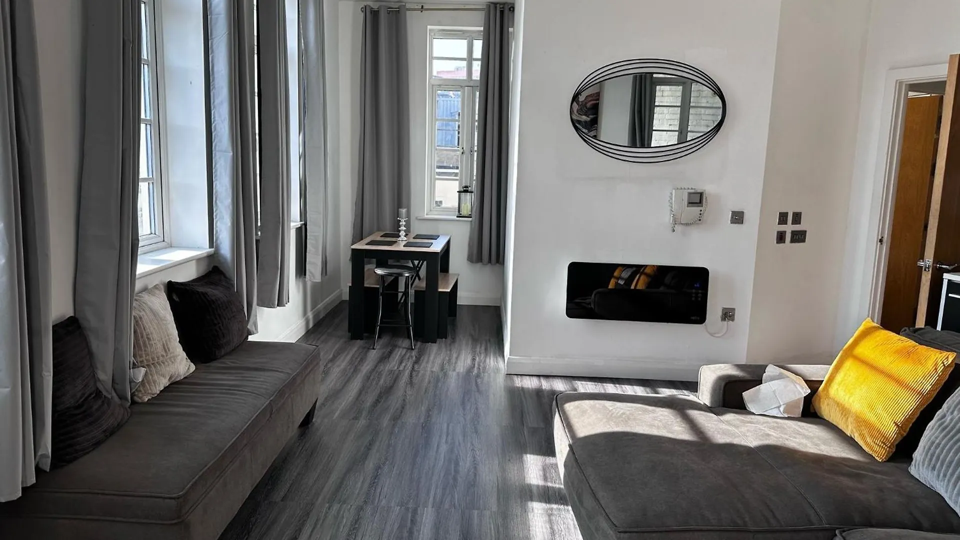 Nottingham City Centre 3 Bed Luxury Apartment